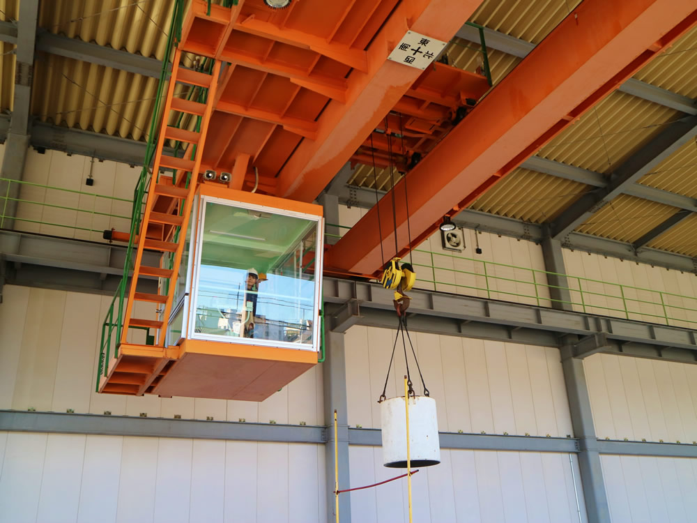 実施種目&料金案内|東京クレーン学校 クレーン免許・フォークリフト・高所作業車・車両系建設機械等の講習・資格取得